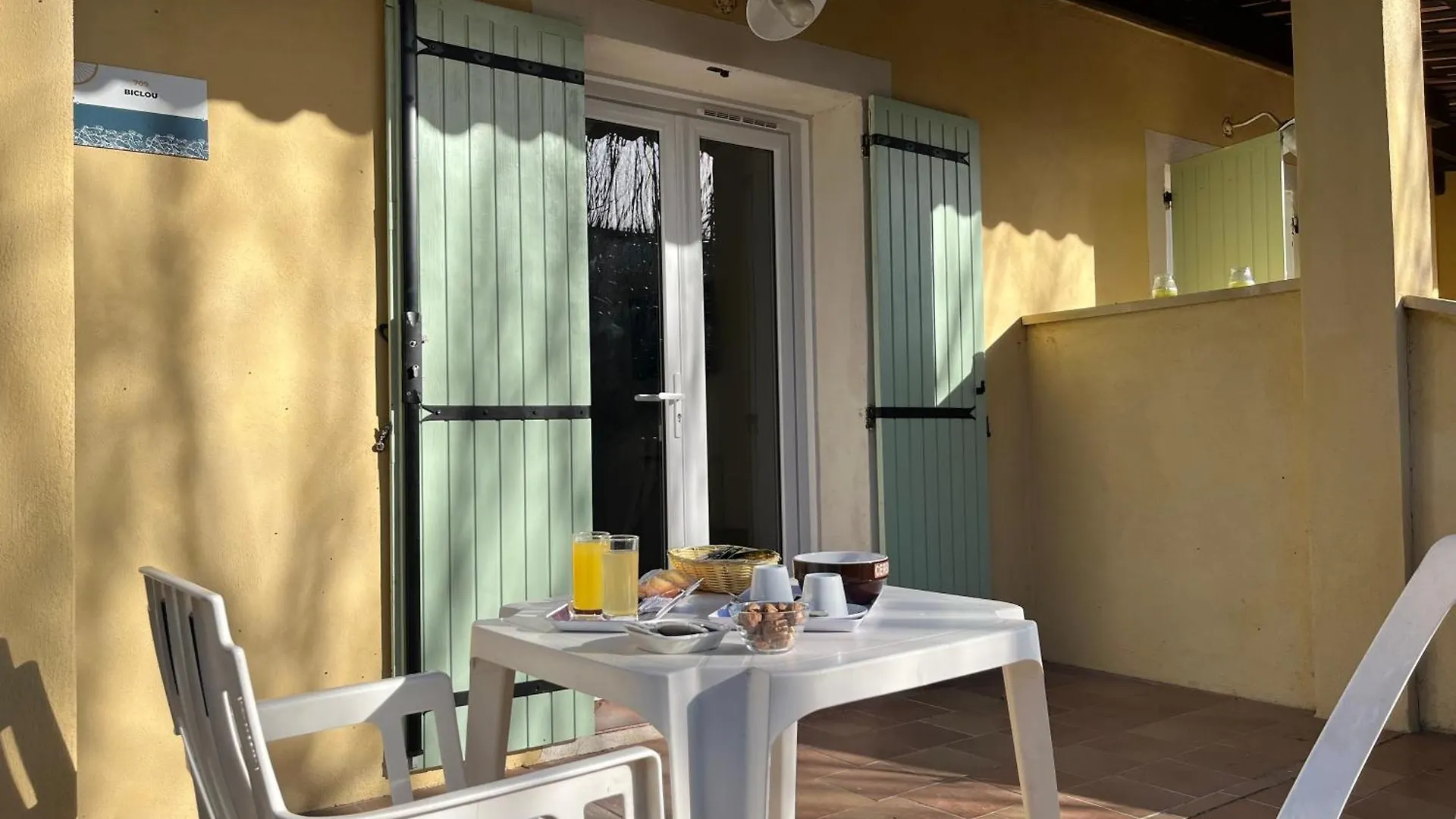 Le Gite Du Festival Sud Aqua - Avignon Tgv Lägenhetshotell